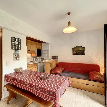 Cosy Au Pied Des Pistes A Avec Balcon Et Casier A Skis - Fr-1-560-61 דירה